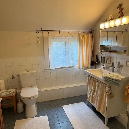 Comfort Double With Private Bathroom Homestay Hannover