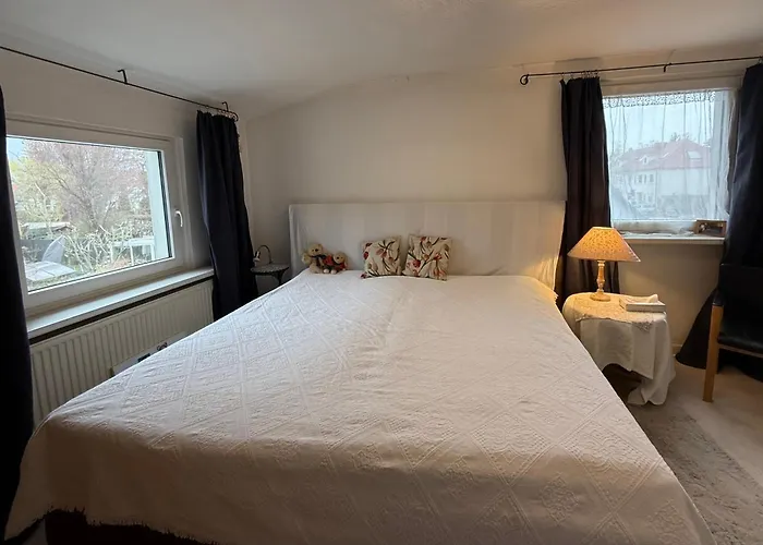 Comfort Double With Private Bathroom Hannover