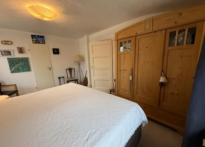 Comfort Double With Private Bathroom Homestay *